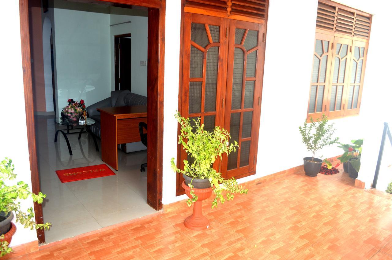 Golden Town Hotel Tangalle Eksteriør bilde